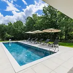 Ana By Interhome Villa Žminj