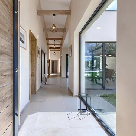 Ana By Interhome Villa *