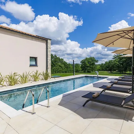 Ana By Interhome * Žminj