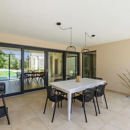 Ana By Interhome * Žminj